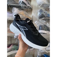 Diadora WW Shoes Size 44