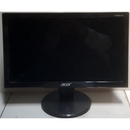 LCD monitor Acer PC 19 inch wide minus stranded line