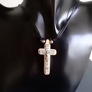 Robagin AA76 Kalung Salib Yesus Kayu Stainless Pria Wanita Korea Aksesoris Cowok Cewek Keren murah h