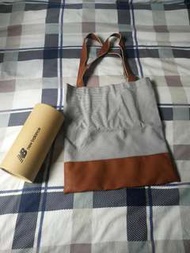 限量版New balance half leather  side bag / 半皮革側袋