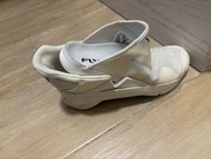 Nike FlyEase 白色運動鞋