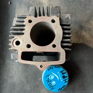 Honda C70 Boring Piston Block