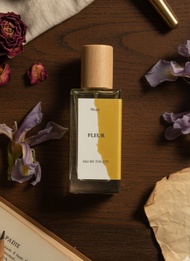 น้ำหอม Niran กลิ่น Fleur ขนาด 10ml และ 50 ml (นิรันดร์)