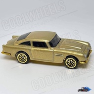 Hot Wheels 2022 Aston Martin 1963 DB5 Gold Series (Loose from Hot Wheels FAO Schwarz Target Exclusiv