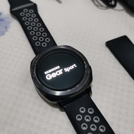 smartwatch Samsung gear sport bekas.