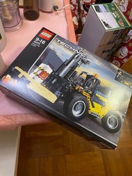 Lego 42079 Heavy Duty Forklift new unopened 全新未開