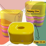 Squatting Chair / Anti-slip Bathroom Stool / Thick and Strong Plastic Squatting Stool