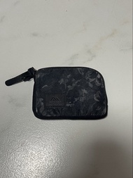 Gregory 黑花散紙包