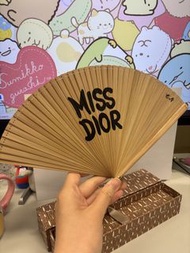 Dior扇