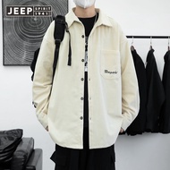 JEEP SPIRIT เสื้อเชิ้ตผู้ชายแขนยาวฤดูใบไม้ร่วงเสื้อญี่ปุ่นแจ็คเก็ต Corduroy สไตล์ฮ่องกงอินเทรนด์ทรงห