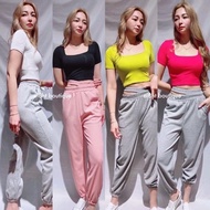 EI8HT: SQUARE NECK CROP TOP