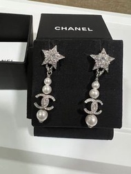 Chanel 星星珍珠耳環