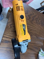 MADON 牧田 9213 型號角磨機