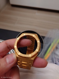 Casio 農家橡樹GA2100改裝金色錶帶連錶殼