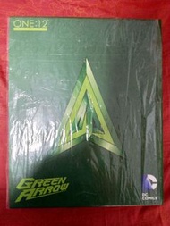Mezco DC Green Arrow 綠箭俠 1:12 McFarlane