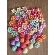 RM4.50/50 pieces : TF-701 - Resin - Bunga - Flower - 1.3 cm to 1.5 cm