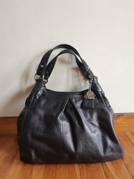 Coach Preloved black leather luxury bag original promo tas branded