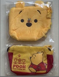 Disney Winnie the Pooh 斜揹袋（迪士尼小熊維尼 兒童成人 手袋仔 銀包仔 收納袋 側背拉鏈小袋  小背包 bag)