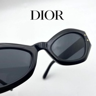 【100% Original】Kacamata Hitam Christian Dior Paris Sunglasses SIGNATURE 8161 Polished Black Grey Wan