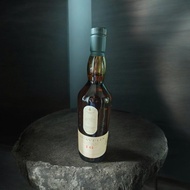 Lagavulin 16 Year Old Single Malt Scotch Whisky