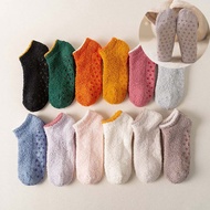 Autumn Winter Non-slip Floor Socks / Coral Fleece Home Casual Boat Socks / Warm Ankle Socks / Furry 