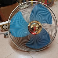 16寸KDK 掛牆風扇 運作正常