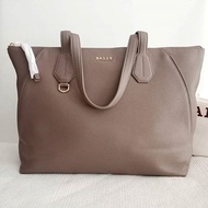 TAS WANITA BALLY CALIBRI LEATHER TOTE TAUPE BEIGE