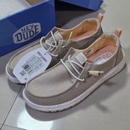 *New*New*Authentic* *Central Department Store* Women's Casual Shoes HEYDUDE Model WENDY CHAMBRAY TAN
