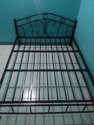 Single bed frame ( family size ) 54x75
