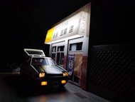 1/32 頭文字D 藤原豆腐店場景 + 亞加力膠箱 + AE86兩部