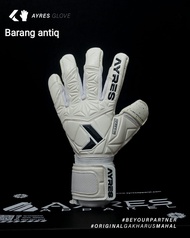 Sarung tangan kiper bola Ayres 01