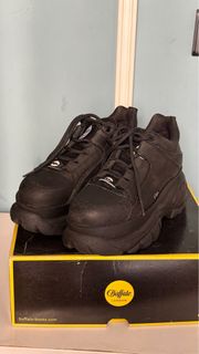 Buffalo London 黑色厚底鞋 Black Platform Sneakers
