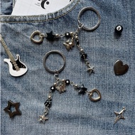 GANTUNGAN Custom Aesthetic Club Keychain – Charm Star & Dice Keychain Custom Keychain