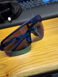 Oakley 太陽眼鏡