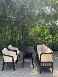 Bộ sofa Indochine Băng dài 1m5 x sâu 60 cm x cao 85 cm và 2 ghế đơn kèm bàn cao cấp Juno Sofa