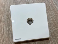 西門子DELTA®ARINA 開關插座系列 - 普通電視插座