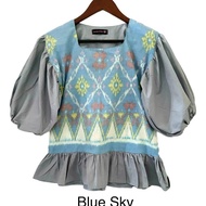Blouse tenun endek Bali wanita