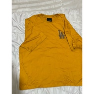 MLB T-shirt size XL