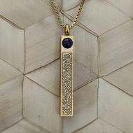 KALUNG LIONTIN TITANIUM AYAT KURSI KODE LT08 TERLARIS TERDAPAT PERMATA DI LIONTIN NYA FOTO KABAH