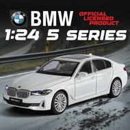 1:24 BMW 5 series G30 530i 530e  M5 M Sport Model Diecast Toy Car Replica