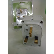 3WAY ADAPTOR/ SIRIM 13A 3 WAY UNIVERSAL MULTI UK ADAPTOR ADAPTER PLUG SOCKET WITH NEON LIGHT