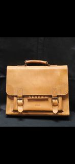 German company Vintage BREE Cowhide Leather Briefcase 德國 BREE 全牛革真皮經典款包 /手提袋 / 古著