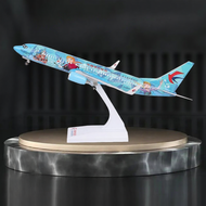 Skymold | โมเดลเครื่องบิน Boeing 737 อัตราส่วน 1:200 พร้อมชุดขาลง