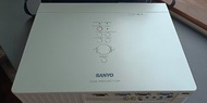 Sanyo 投影機 projector  PLC-XU106