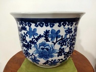 Keramik Pajangan Pot Bunga Biru Putih Tebal Antik Besar