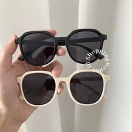 FASHION STYLE SUNGLASSES MEN'SWanita KO2