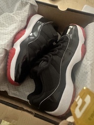 Air Jordan 11 Retro Low 黑紅