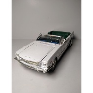 Diecast 1964 Mustang 1/24 Loose