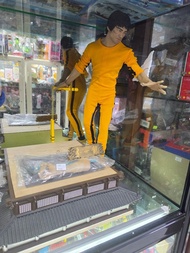 Blitzway Bruce Lee 1/4 statue 李小龍雕像死亡遊戲 限定版 c1507