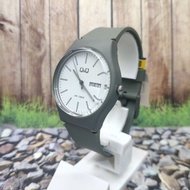 HIJAU Q&q QQ Analog Men's Women's Rubber Strap Watch A212J008Y Original - Green Beam X2Y55